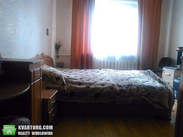 Sell 2-room apartment. Киев,  Здолбуновская — photo 1