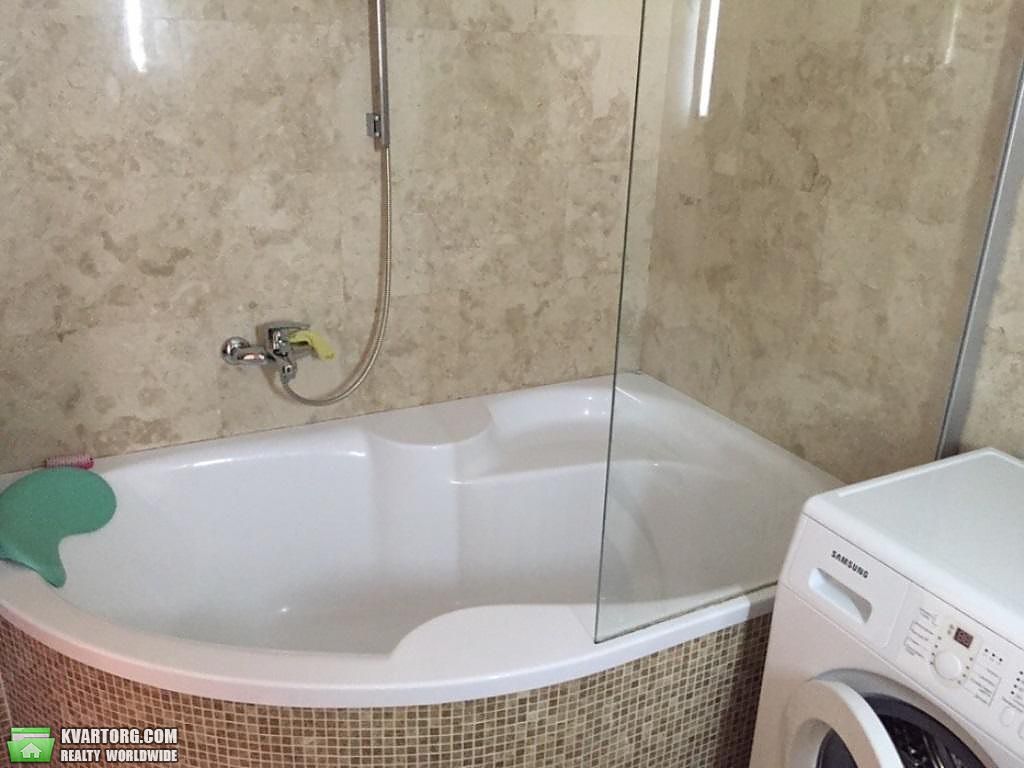 Rent out 2-room apartment. Киев, Деревлянская — photo 5