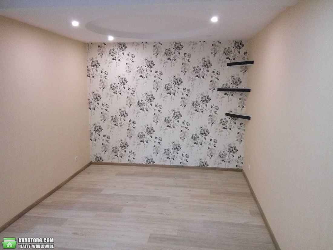 Rent out 2-room apartment. Днепропетровск, Героев пр. — photo 6