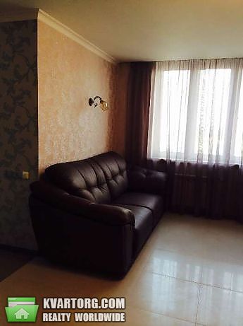 Rent out 3-room apartment. Киев,  Княжий Затон — photo 2