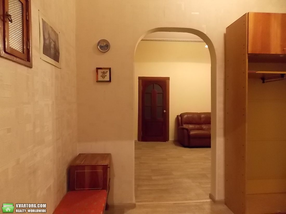 Sell 2-room apartment. Киев,  Жилянская — photo 3