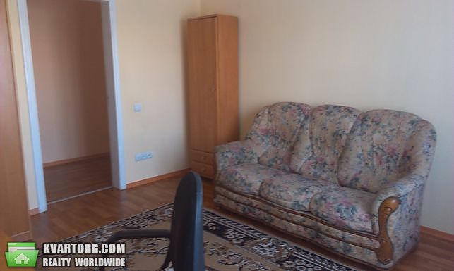 Rent out 2-room apartment. Киев,  Братиславская — photo 1