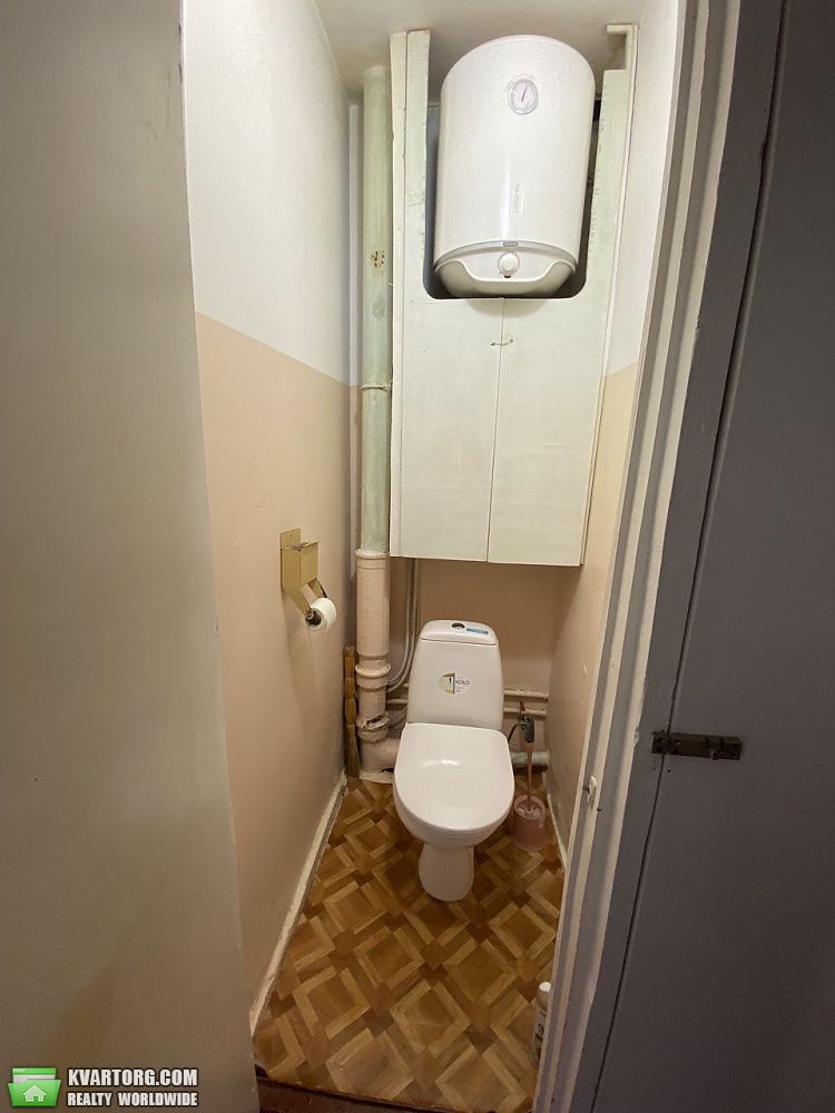 Rent out 2-room apartment. Киев,  Бережанская — photo 10