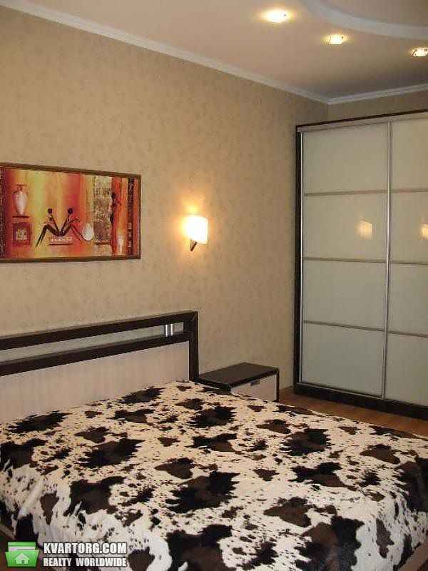 Rent out 3-room apartment. Киев,  Дмитриевская — photo 2