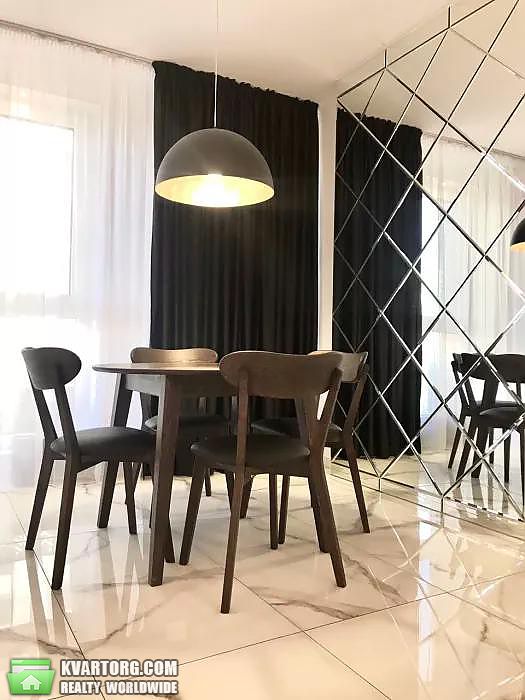 Rent out 1-room apartment. Киев,  Антоновича — photo 1