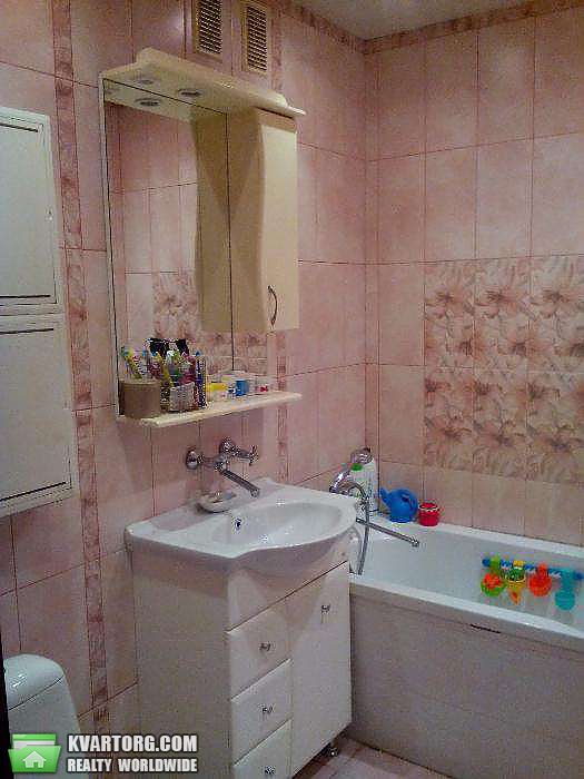 Sell 3-room apartment. Киев,  Труда бул — photo 4
