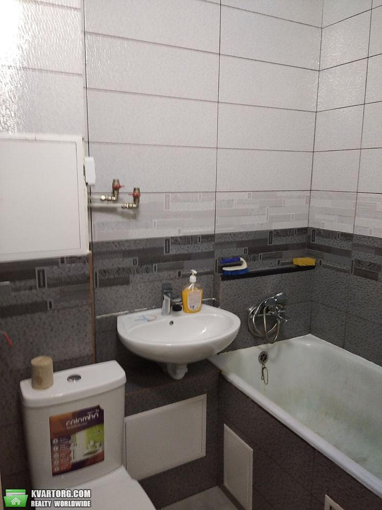 Rent out 1-room apartment. Киев, Пироговский путь — photo 8