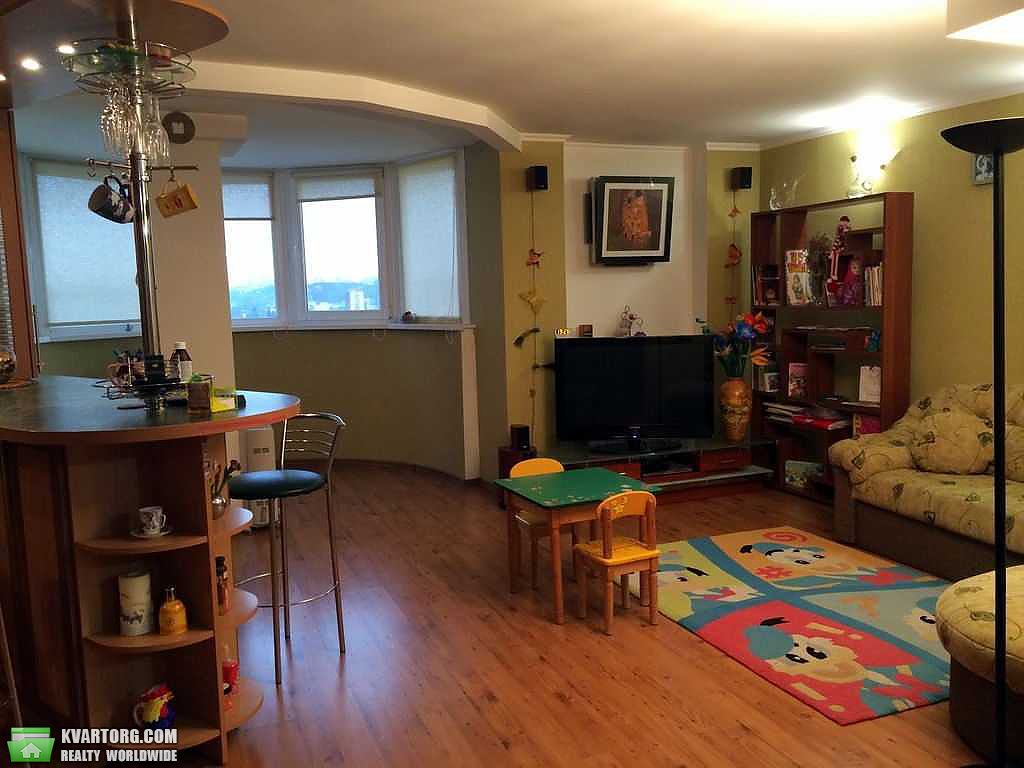 Rent out 2-room apartment. Киев, Дружбы Народов пл — photo 3