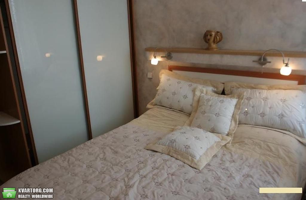 Rent out 2-room apartment. Киев,  Михайловский пер — photo 2