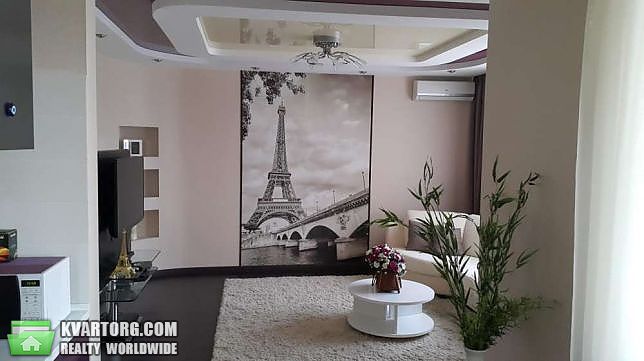Rent out 2-room apartment. Киев,  Голосеевская — photo 8