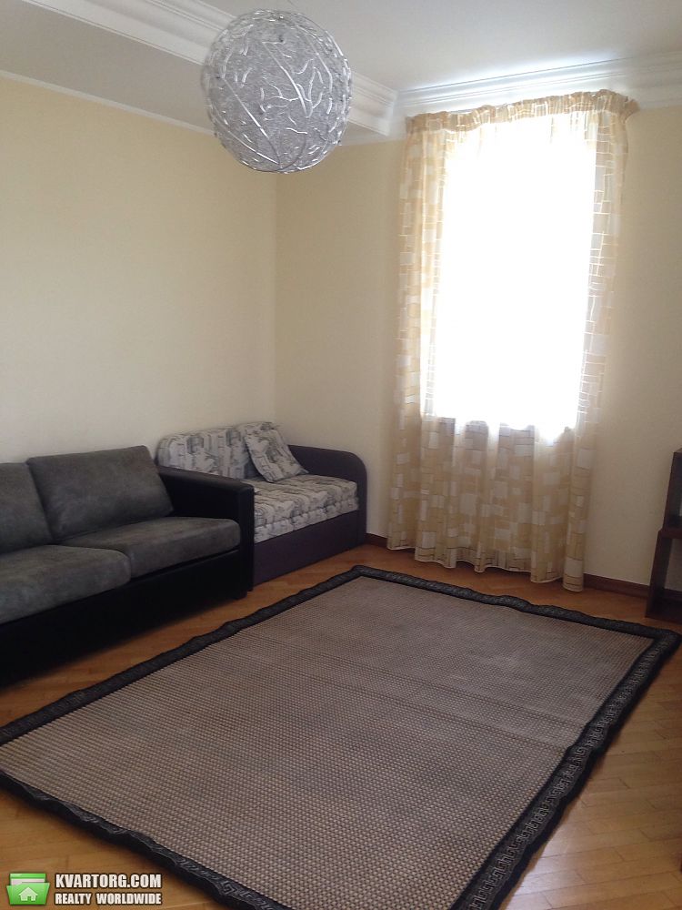 Rent out 3-room apartment. Киев,  Щорса — photo 5