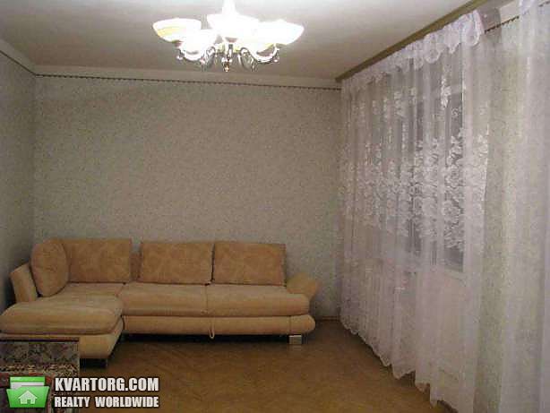 Sell 3-room apartment. Киев,  Ялтинская — photo 2