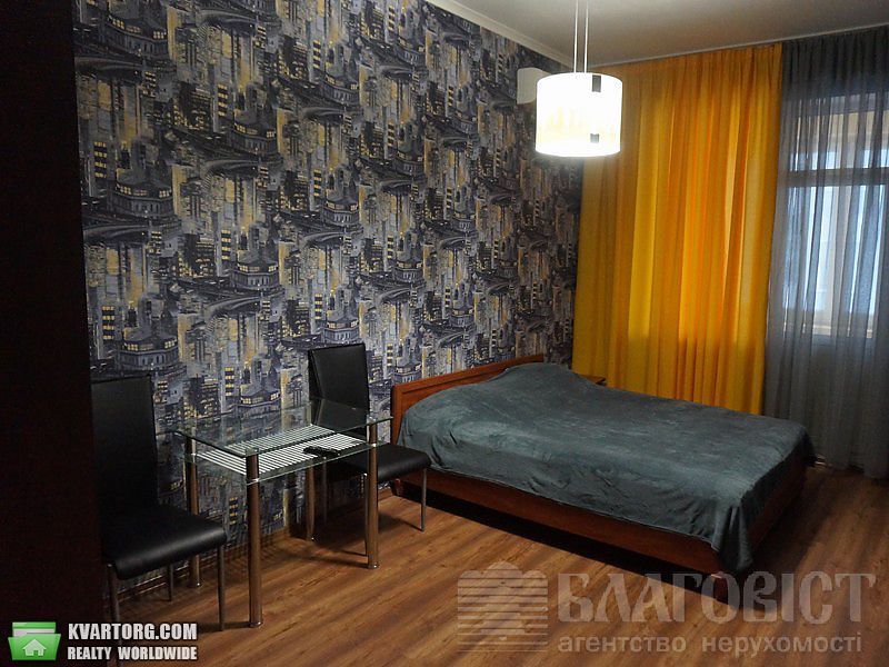 Sell 2-room apartment. Киев,  Срибнокильская — photo 3
