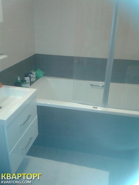 Rent out 2-room apartment. Киев,  Княжий Затон — photo 3