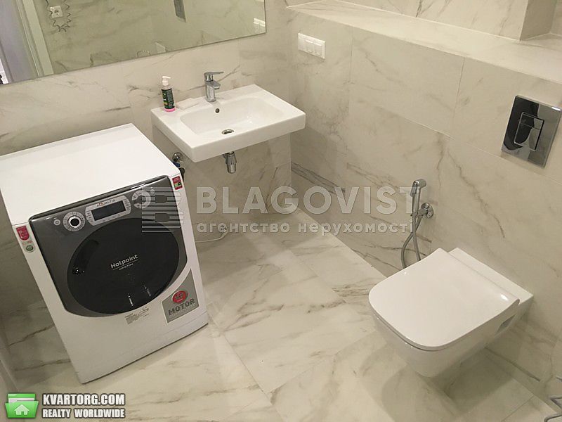 Rent out 1-room apartment. Киев, Маккейна Джона — photo 8