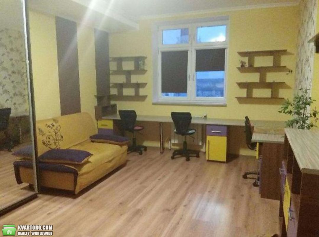 Sell 3-room apartment. Киев,  Майорова — photo 1