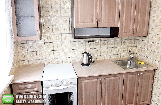 Rent out 2-room apartment. Киев,  Радужная — photo 1