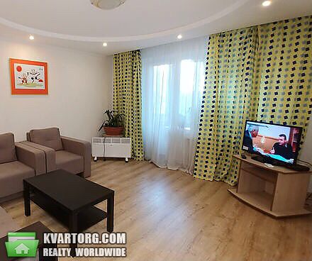 Rent out 2-room apartment. Киев, Шелковичная — photo 1