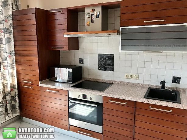 Rent out 2-room apartment. Киев, Анри Барбюса ул. — photo 1