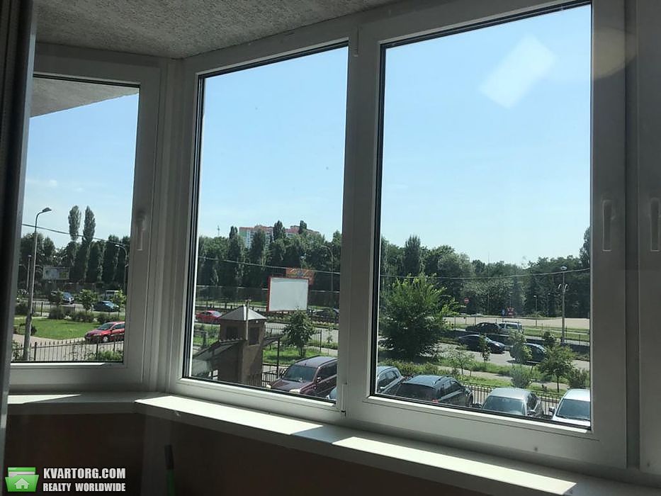 Rent out 1-room apartment. Киев,  Комарова — photo 4