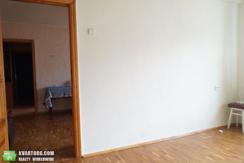 Sell 2-room apartment. Киев,  Карбышева — photo 4