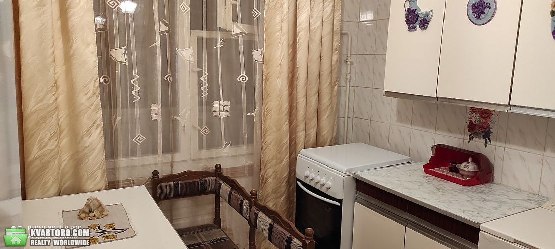 Rent out 1-room apartment. Киев, Наумова — photo 2