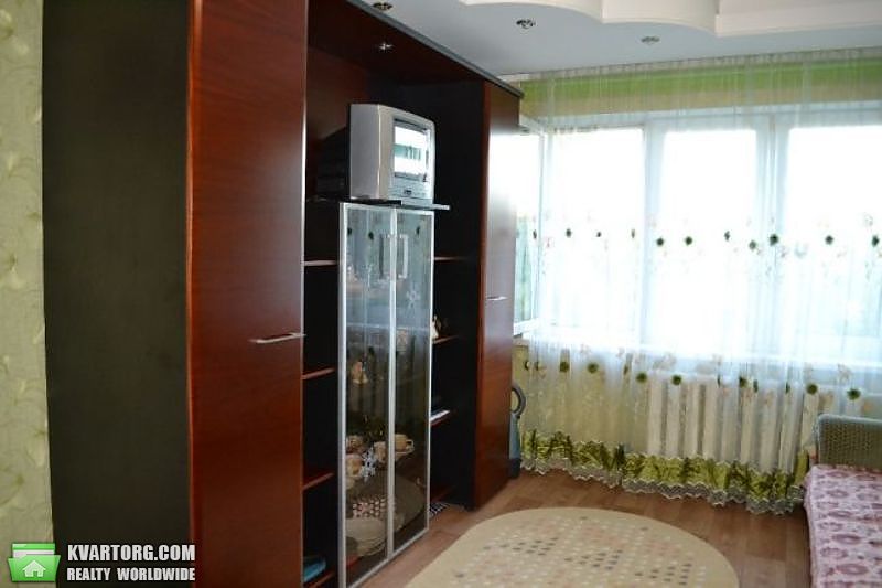 Sell 3-room apartment. Киев,  Братиславская — photo 1