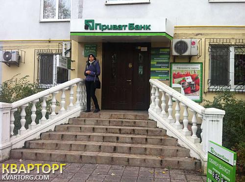 Rent out shop. Киев, ул. Дружбы Народов, 8 — photo 1