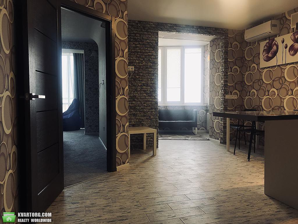 Sell 2-room apartment. Днепропетровск, Набережная Победы — photo 2