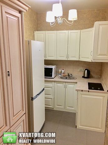 Rent out 2-room apartment. Киев,  Харьковское шоссе — photo 1