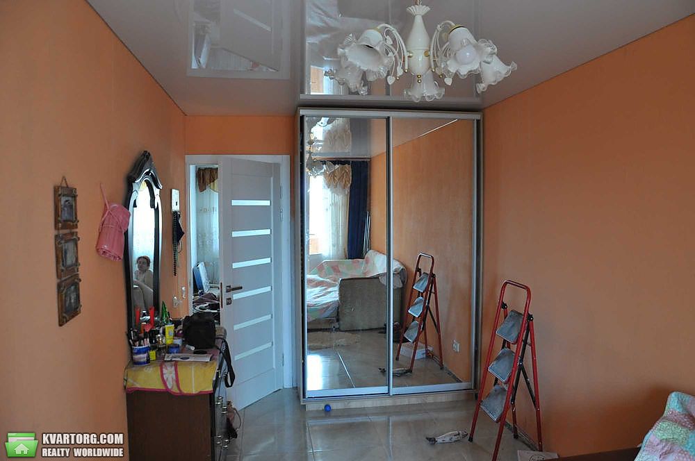 Sell 3-room apartment. Киев,  Малиновского — photo 8