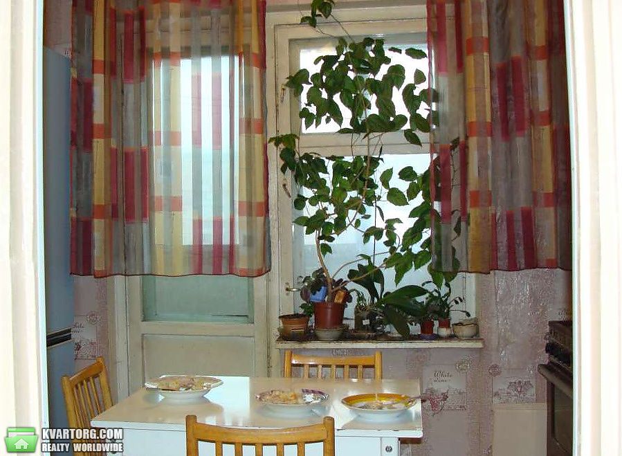 Sell 4-room apartment. Киев,  Ирпенская — photo 6