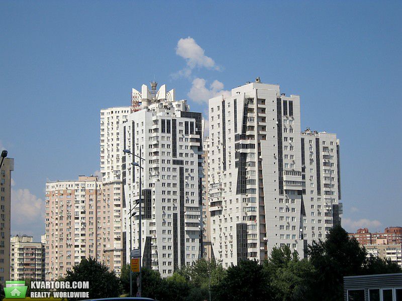 Sell 3-room apartment. Киев,  Срибнокильская — photo 1