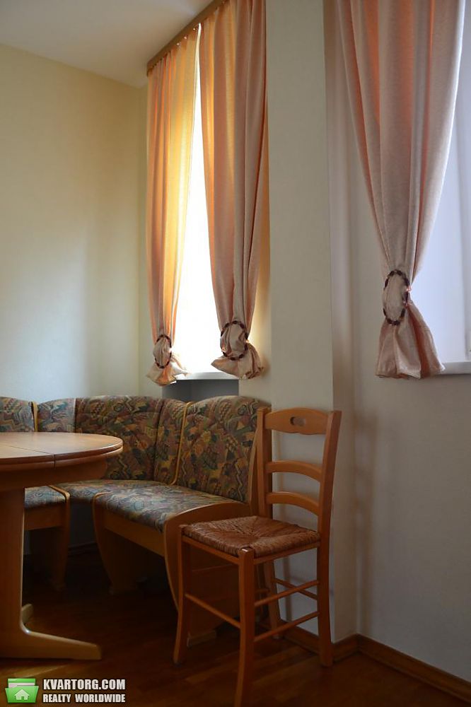 Rent out 2-room apartment. Киев,  Мазепы — photo 6