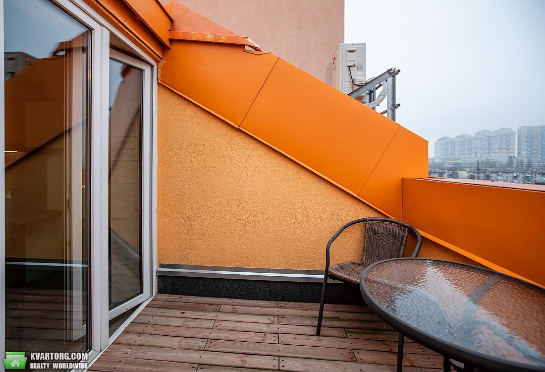 Rent out 2-room apartment. Киев, Регенераторная — photo 10
