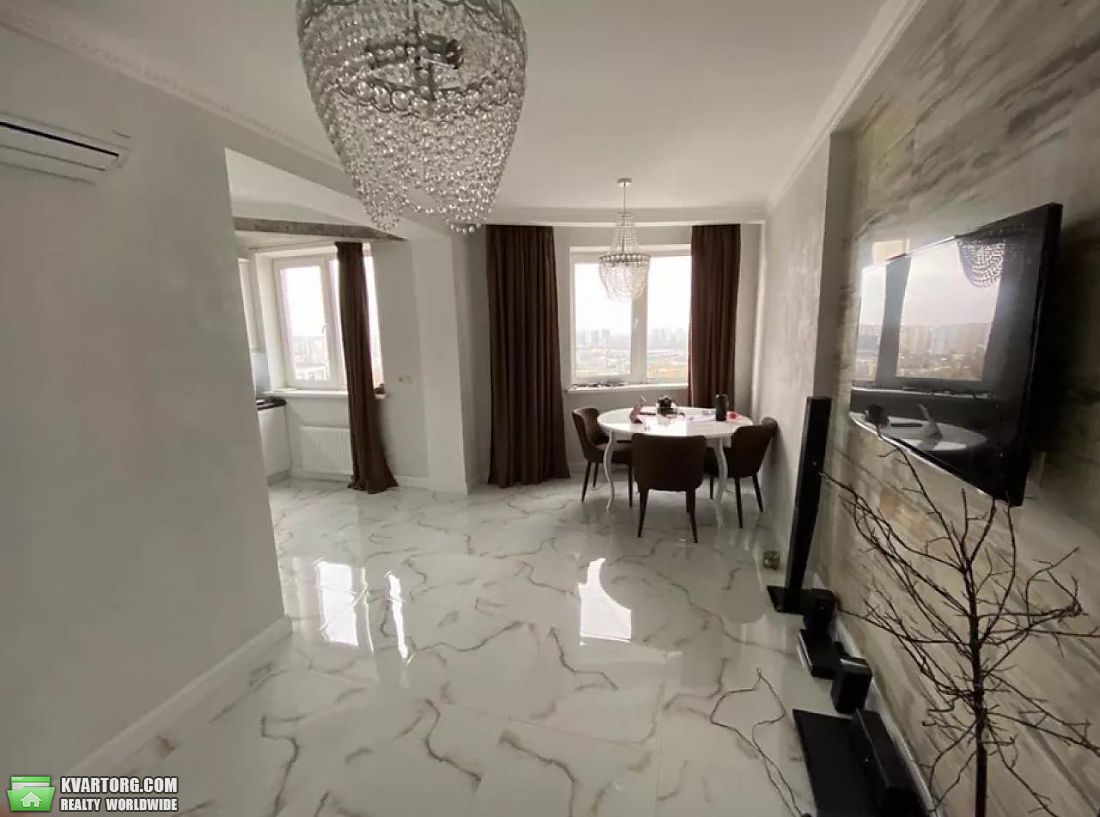Rent out 3-room apartment. Киев,  Шумского — photo 1