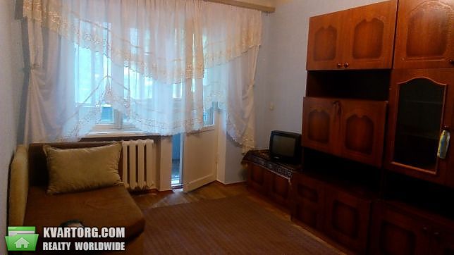 Rent out 2-room apartment. Киев,  Севастопольская пл — photo 3