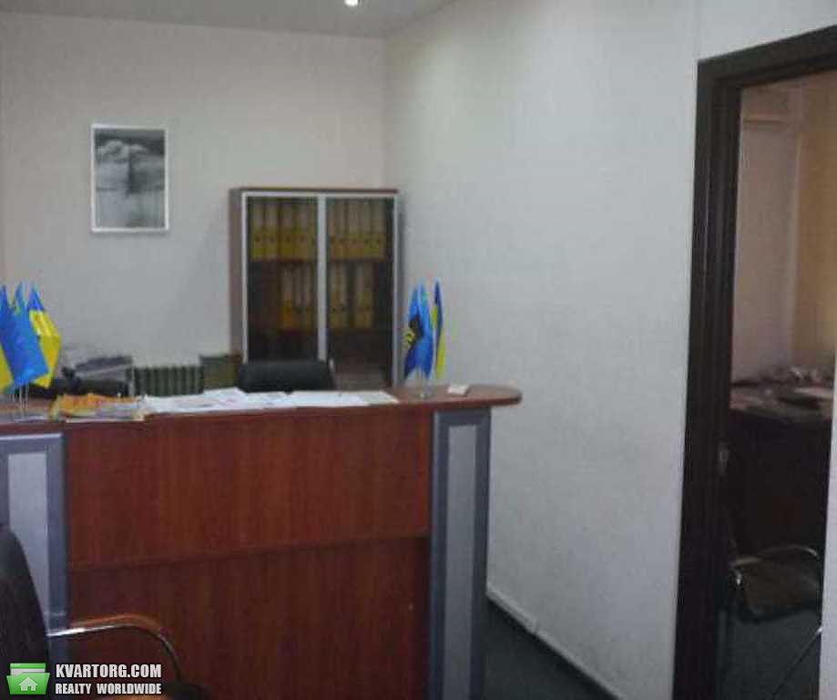 Rent out office. Киев, Шелковичная — photo 1