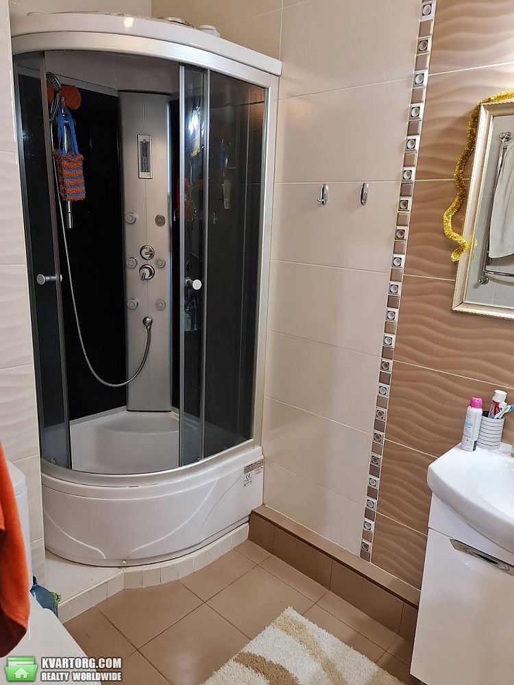 Rent out 1-room apartment. Киев,  Лебедева-Кумача — photo 7