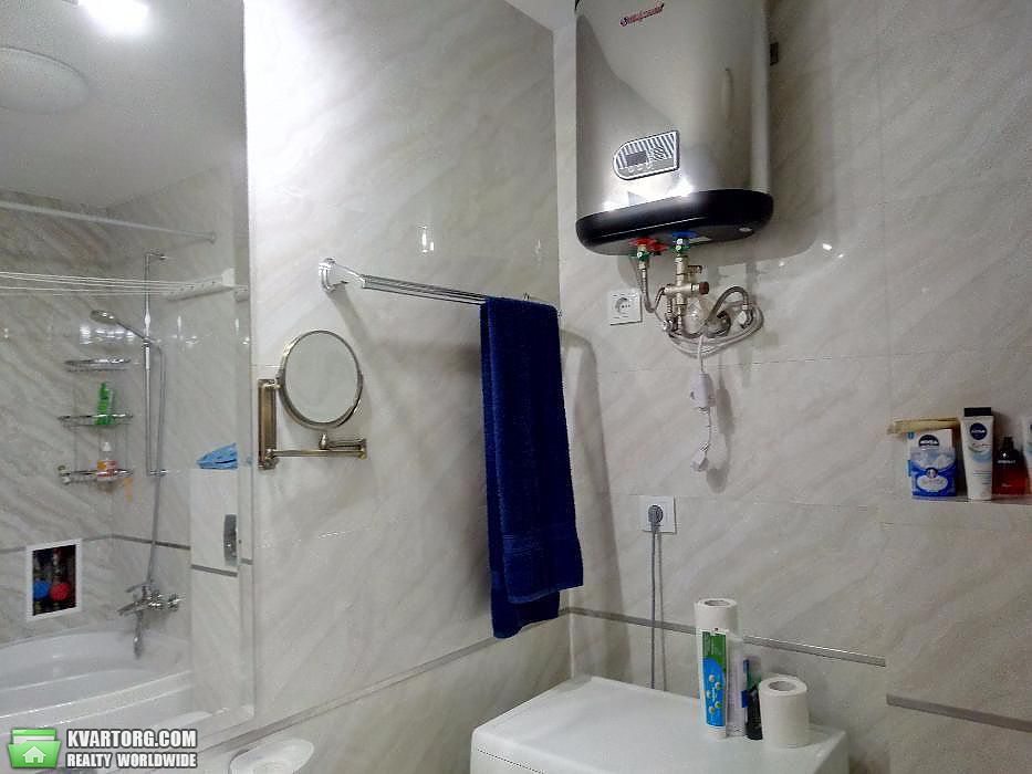 Rent out 3-room apartment. Киев,  Леси Украинки бул — photo 9