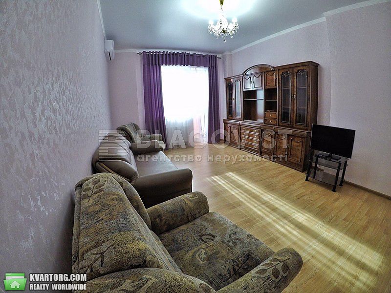 Rent out 2-room apartment. Киев,  Драгомирова — photo 2
