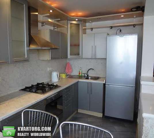 Rent out 1-room apartment. Киев,  Подгорная — photo 1