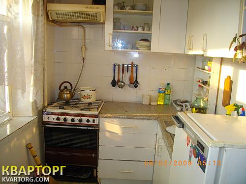 продам 3-комнатную квартиру. Киев,   Юности - фото 1