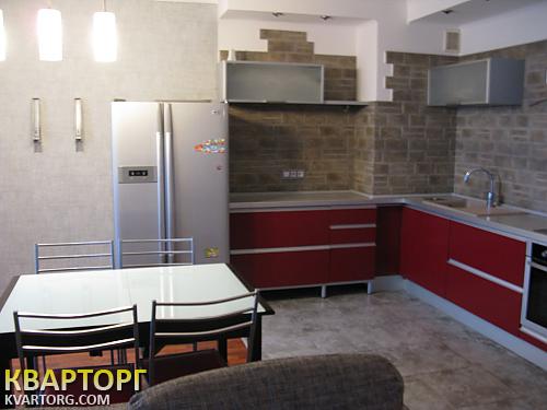 Rent out 4-room apartment. Киев, Окипной — photo 2