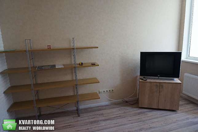 Rent out 1-room apartment. Киев,  Лобачевского — photo 6