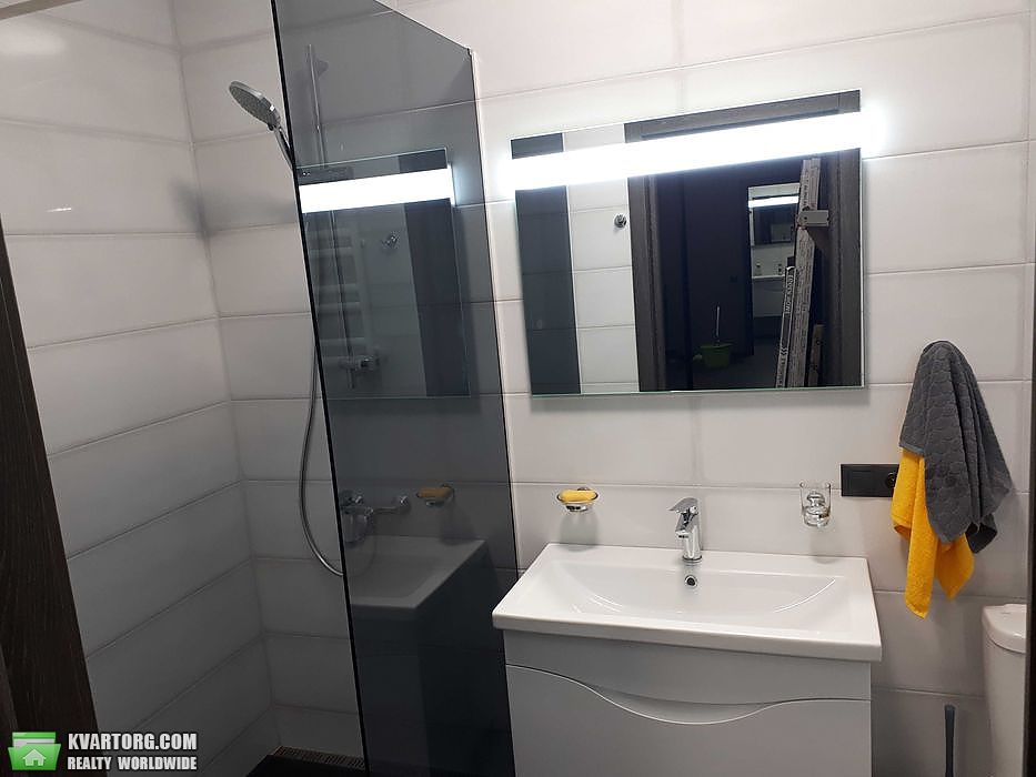 Rent out 1-room apartment. Киев, Бархатная — photo 6
