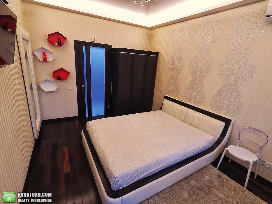 Rent out 2-room apartment. Киев,  Белорусская — photo 4