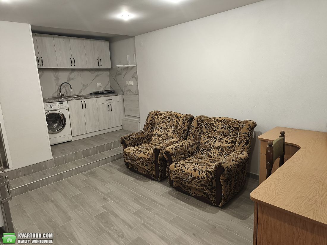 Rent out 1-room apartment. Львов, Білоцерківська — photo 1