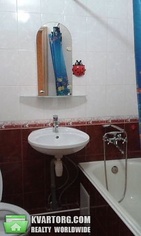 Rent out 1-room apartment. Киев,  Зодчих — photo 3