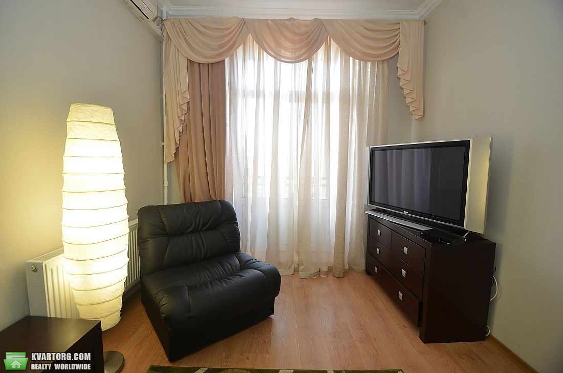 Rent out 1-room apartment. Николаев, Соборная — photo 3
